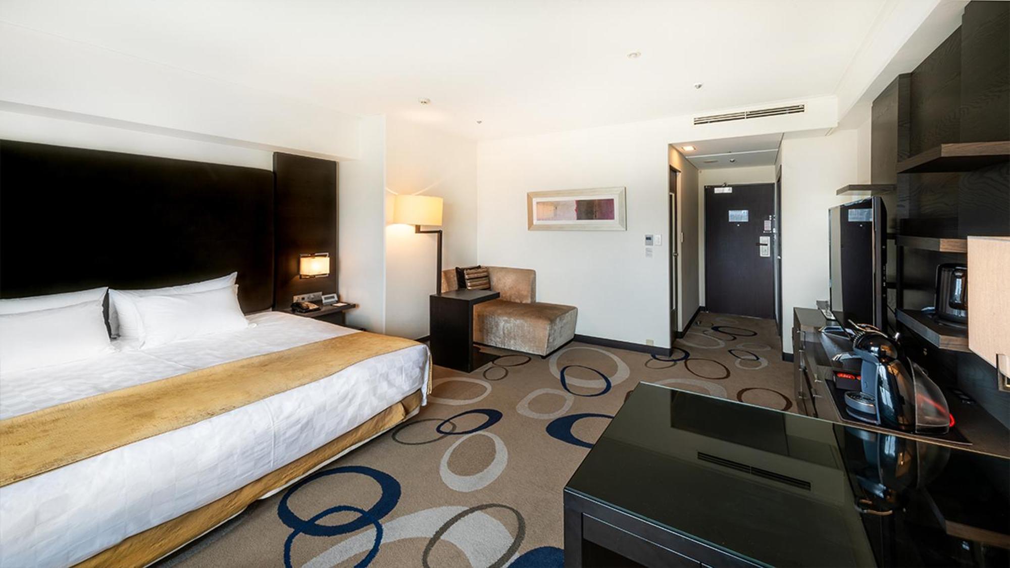 Grand Prince Hotel Shin Takanawa Tokyo Exterior photo A room at the hotel