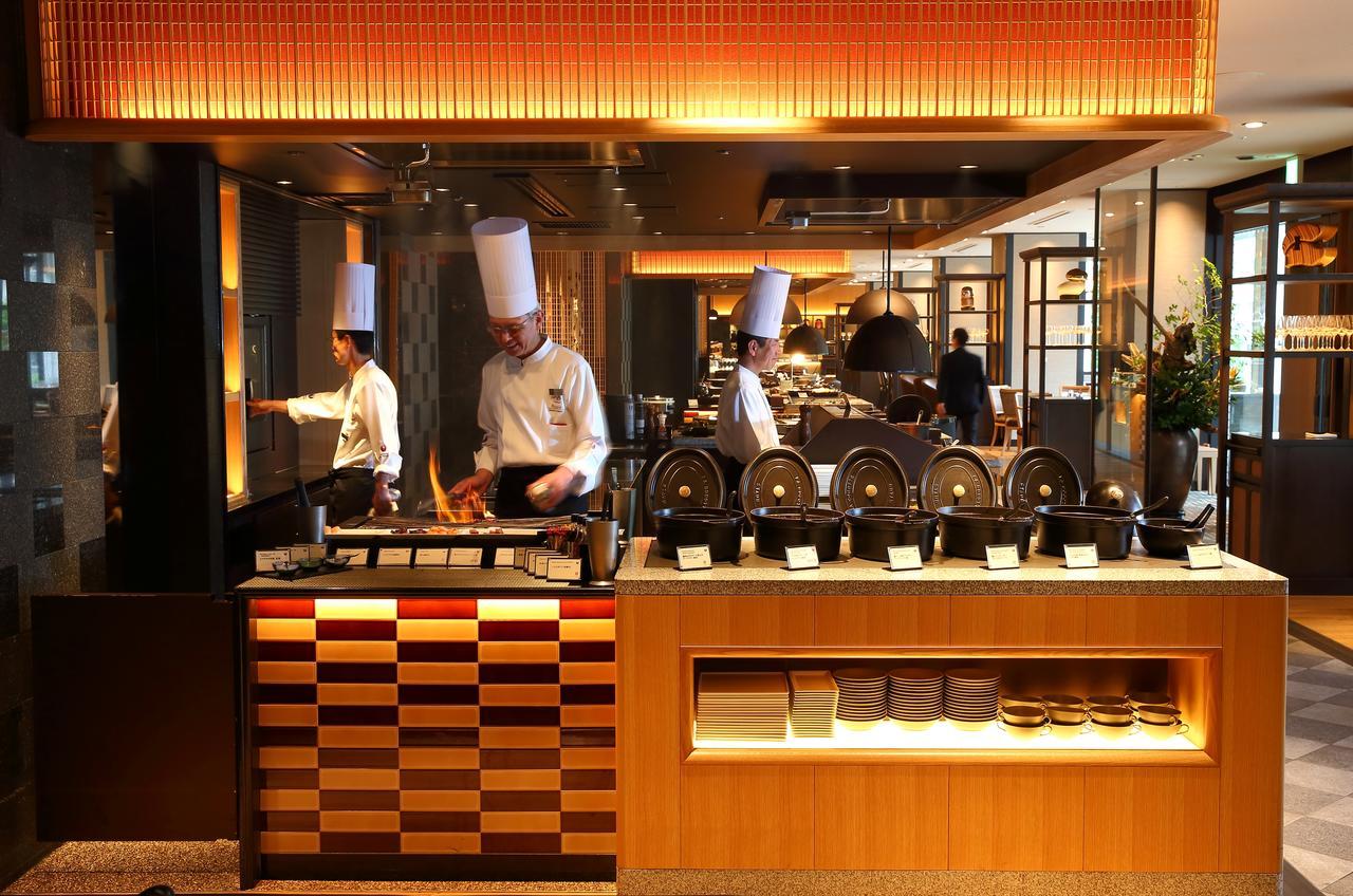 Grand Prince Hotel Shin Takanawa Tokyo Exterior photo A live kitchen at a hotel
